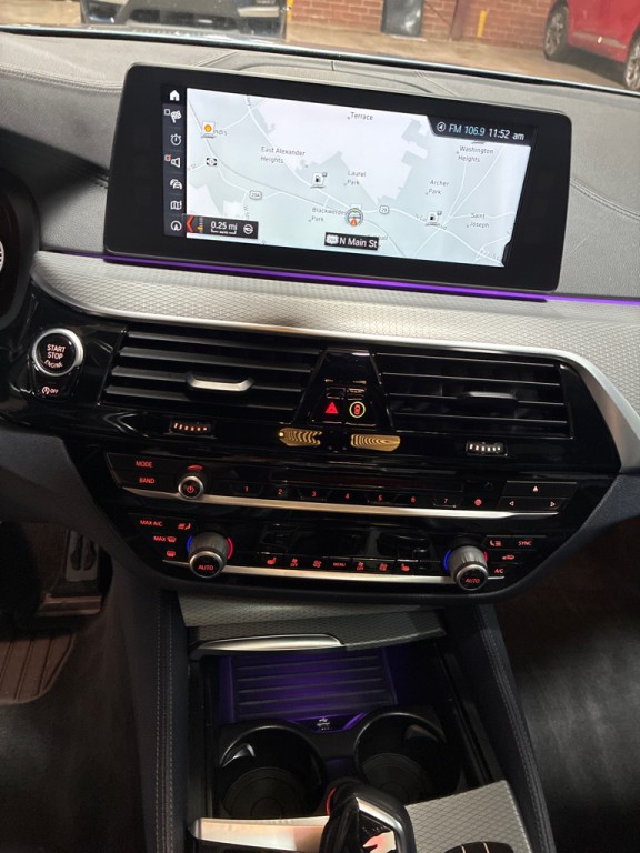 2018 BMW 5 Series Image 20