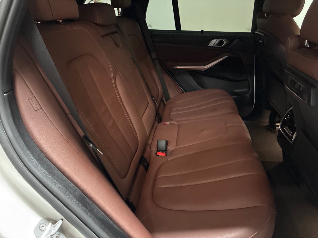 2020 BMW X5 Image 15