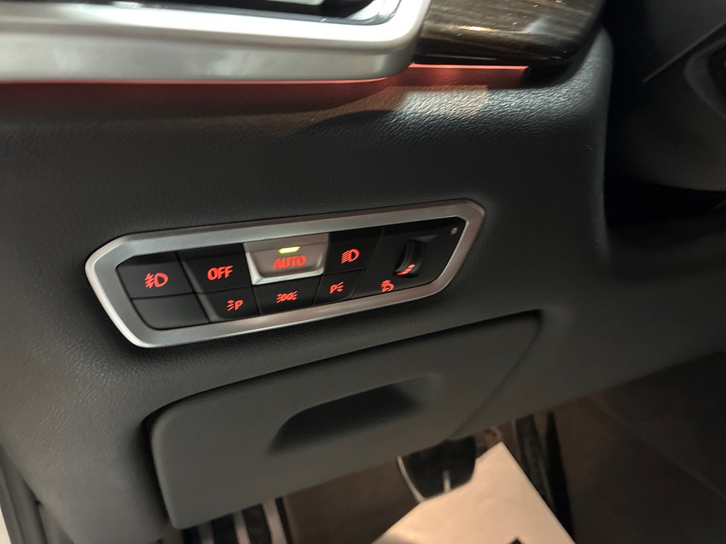 2020 BMW X5 Image 25