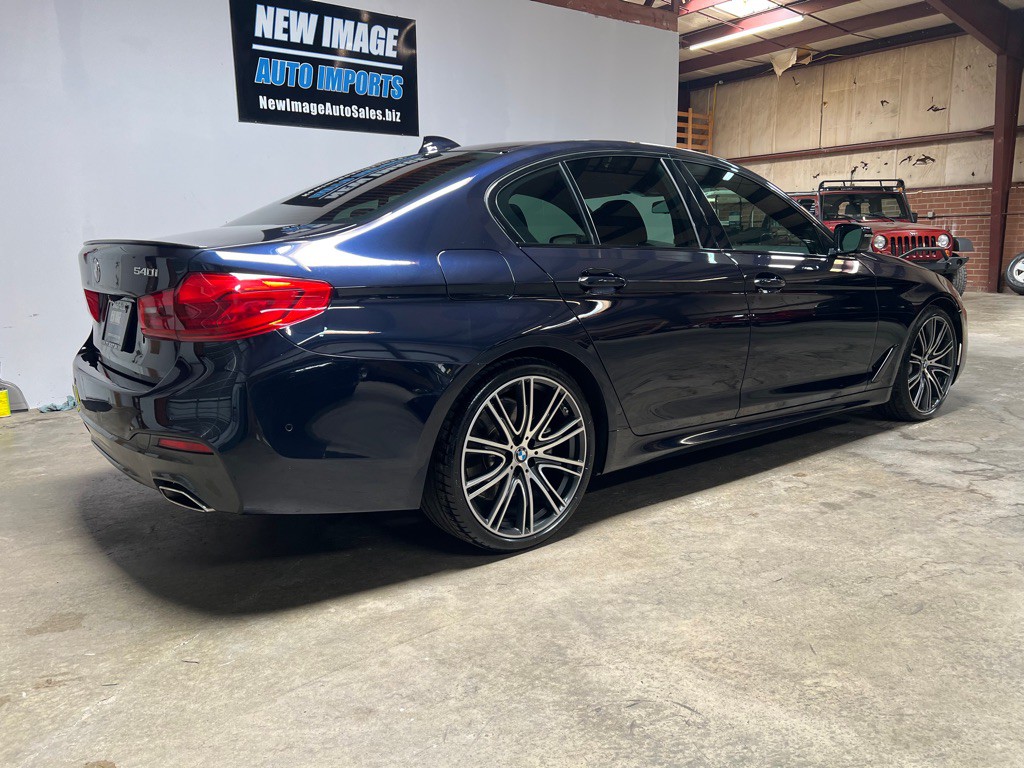 2020 BMW 5 Series Image 4