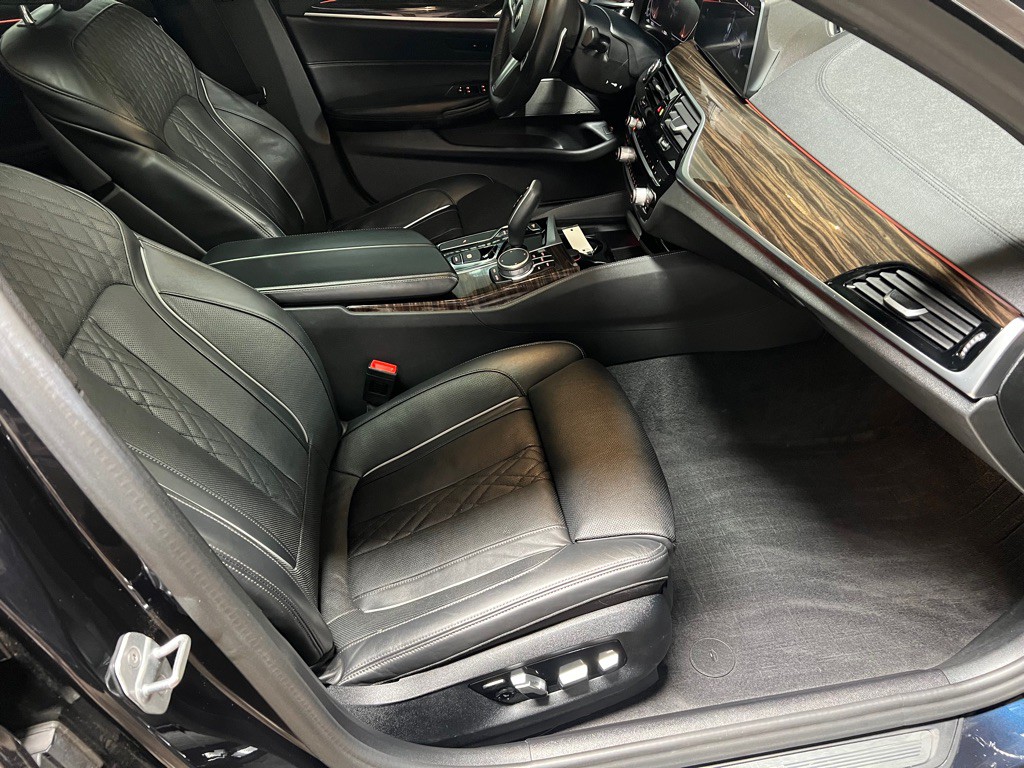 2020 BMW 5 Series Image 20