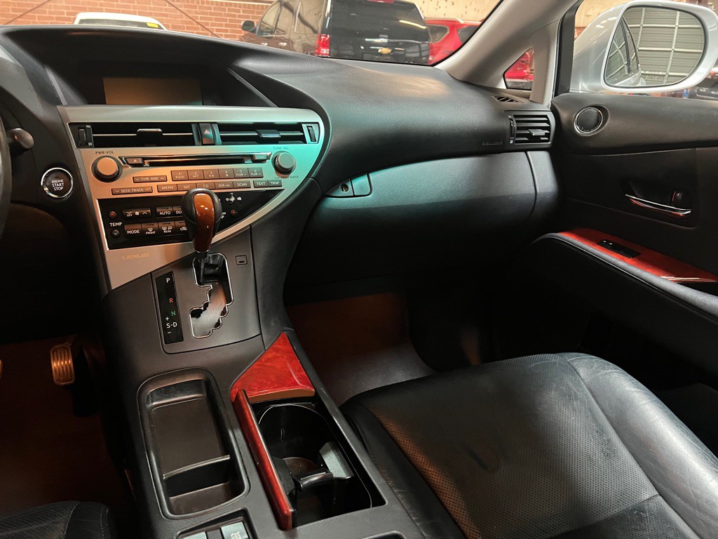 2012 Lexus RX Image 24