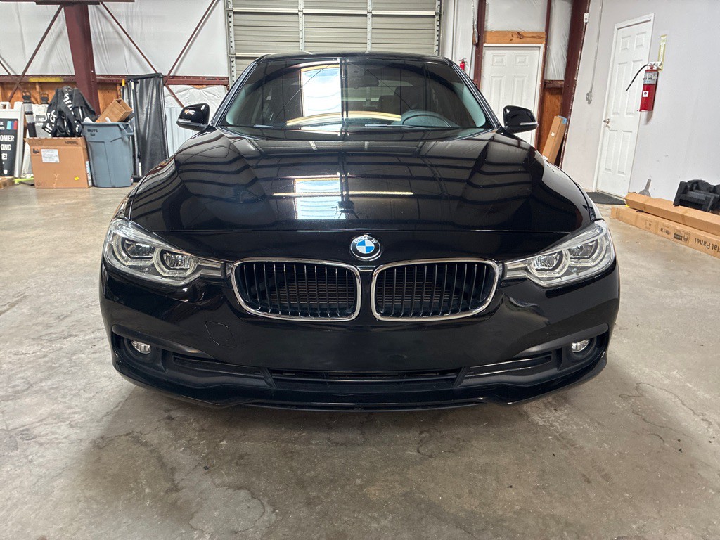 2018 BMW 3 Series Image 7
