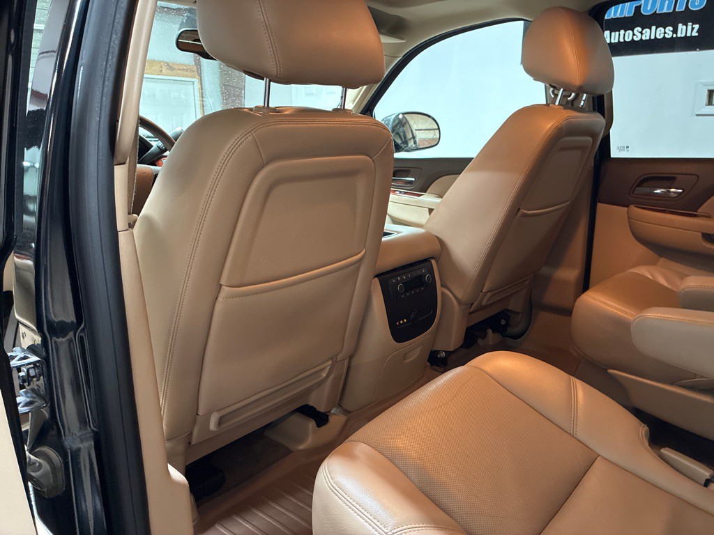 2012 Chevrolet Tahoe Image 22