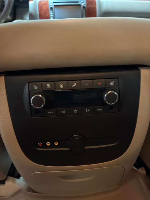 2012 Chevrolet Tahoe Image 23