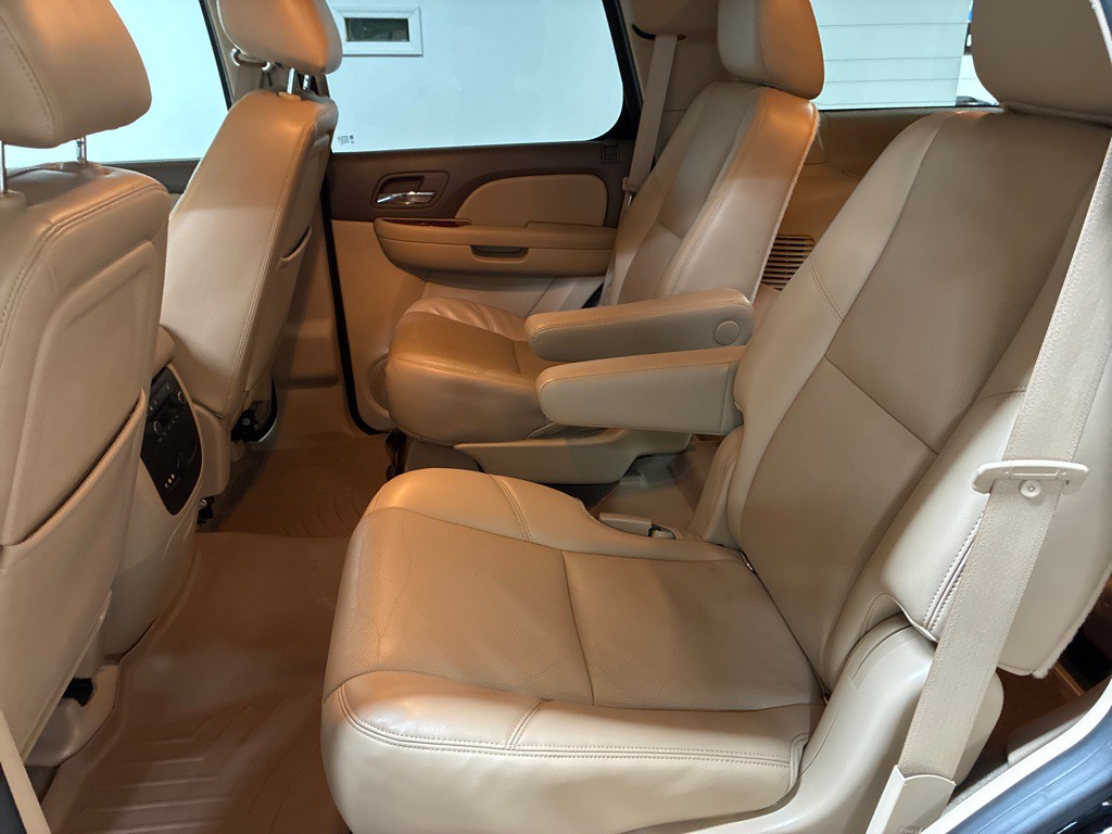 2012 Chevrolet Tahoe Image 25