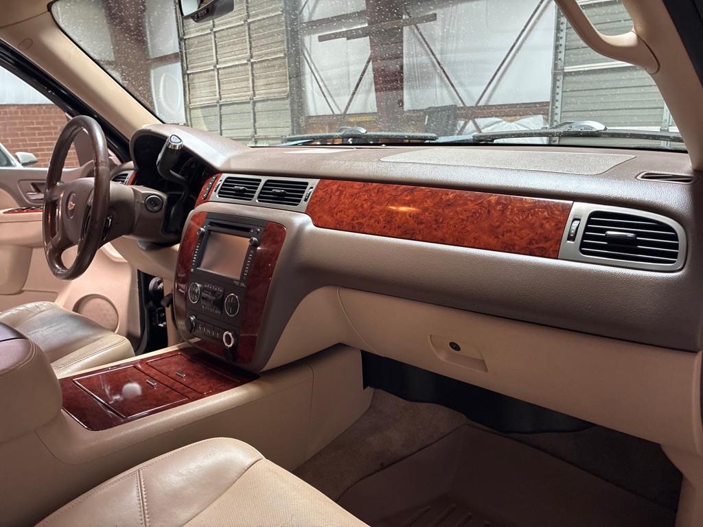 2012 Chevrolet Tahoe Image 35