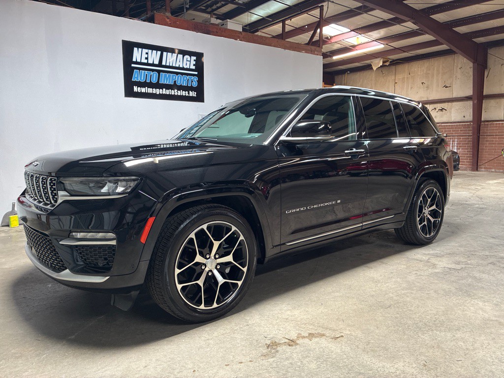 2023 Jeep Grand Cherokee Image 4
