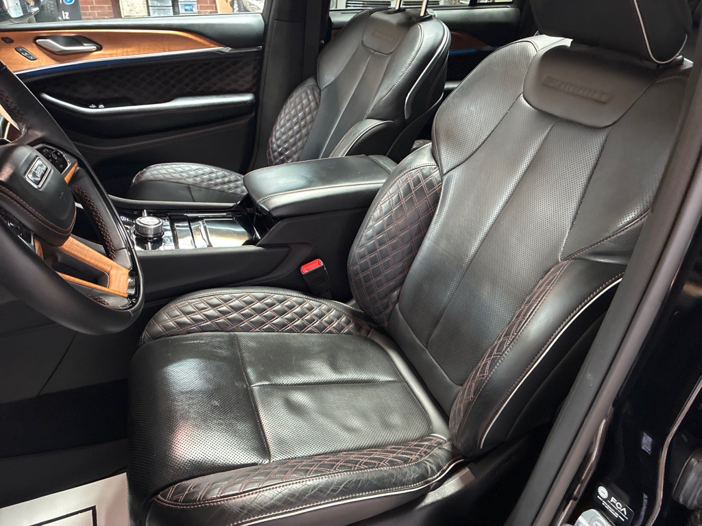 2023 Jeep Grand Cherokee Image 25