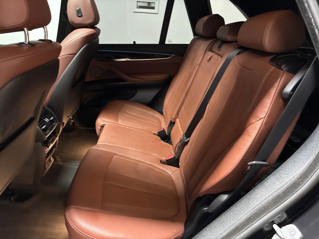 2017 BMW X5 Image 23