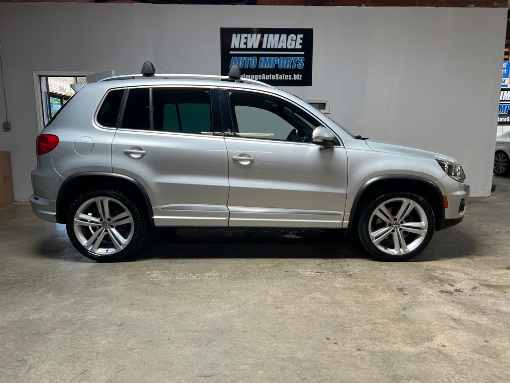 2016 Volkswagen Tiguan Image 1