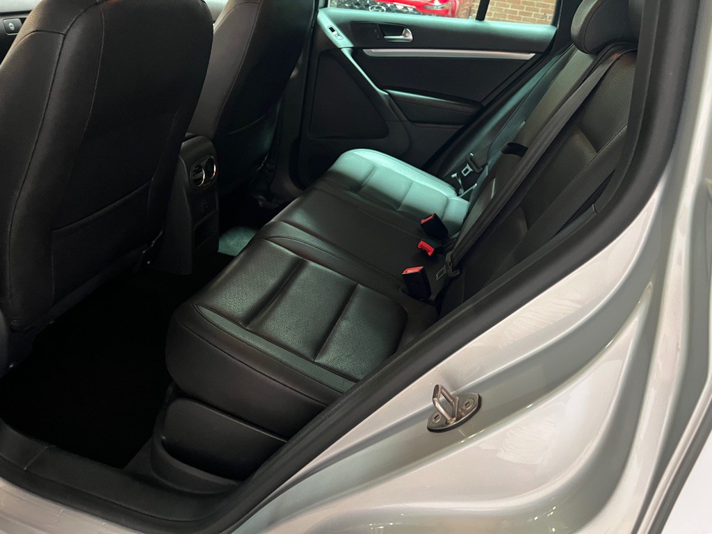 2016 Volkswagen Tiguan Image 18