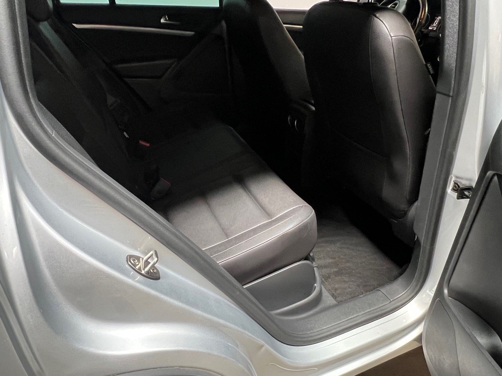 2016 Volkswagen Tiguan Image 20