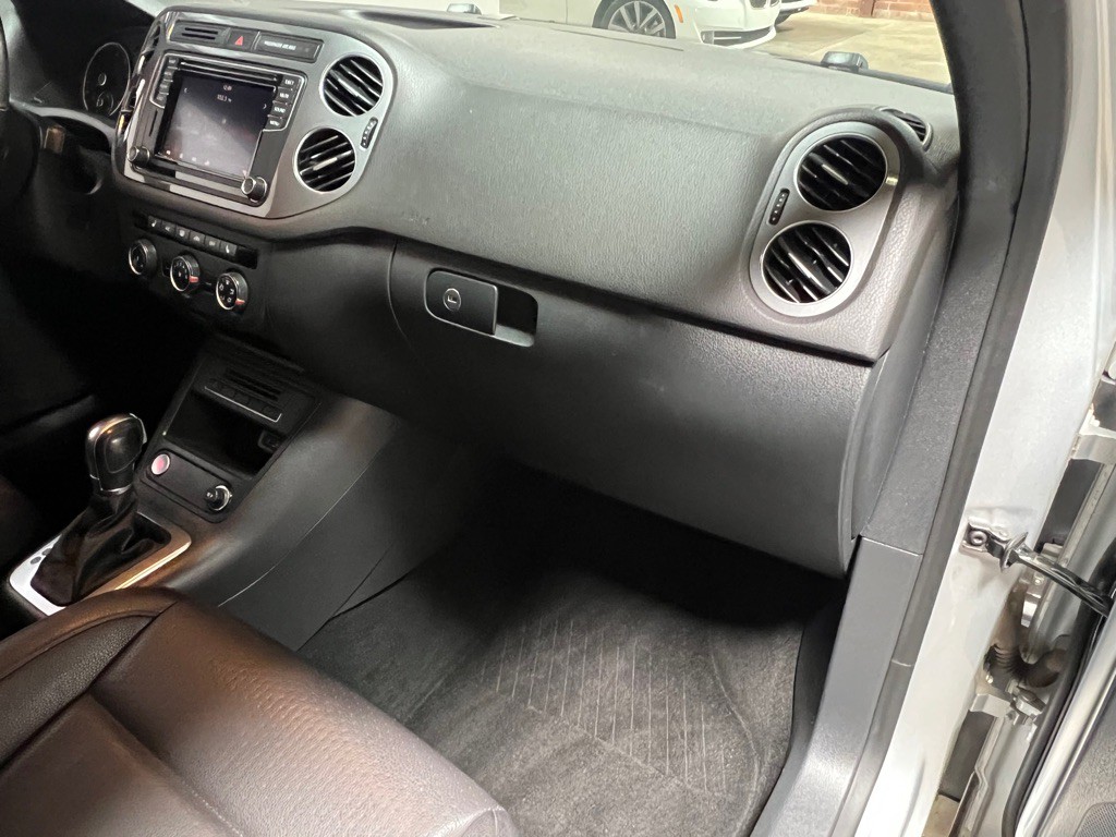 2016 Volkswagen Tiguan Image 23