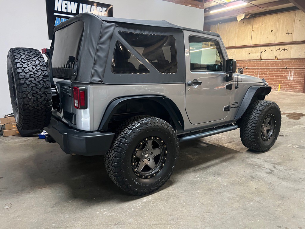 2014 Jeep Wrangler Image 5