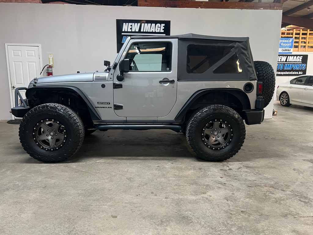 2014 Jeep Wrangler Image 6
