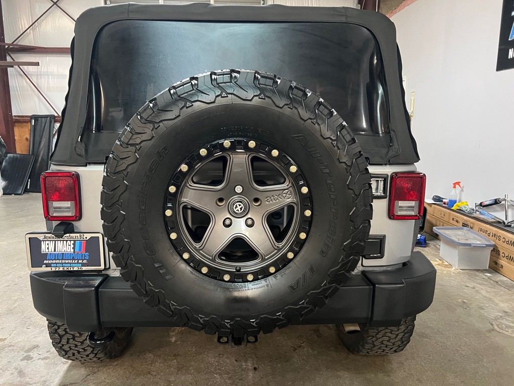 2014 Jeep Wrangler Image 13