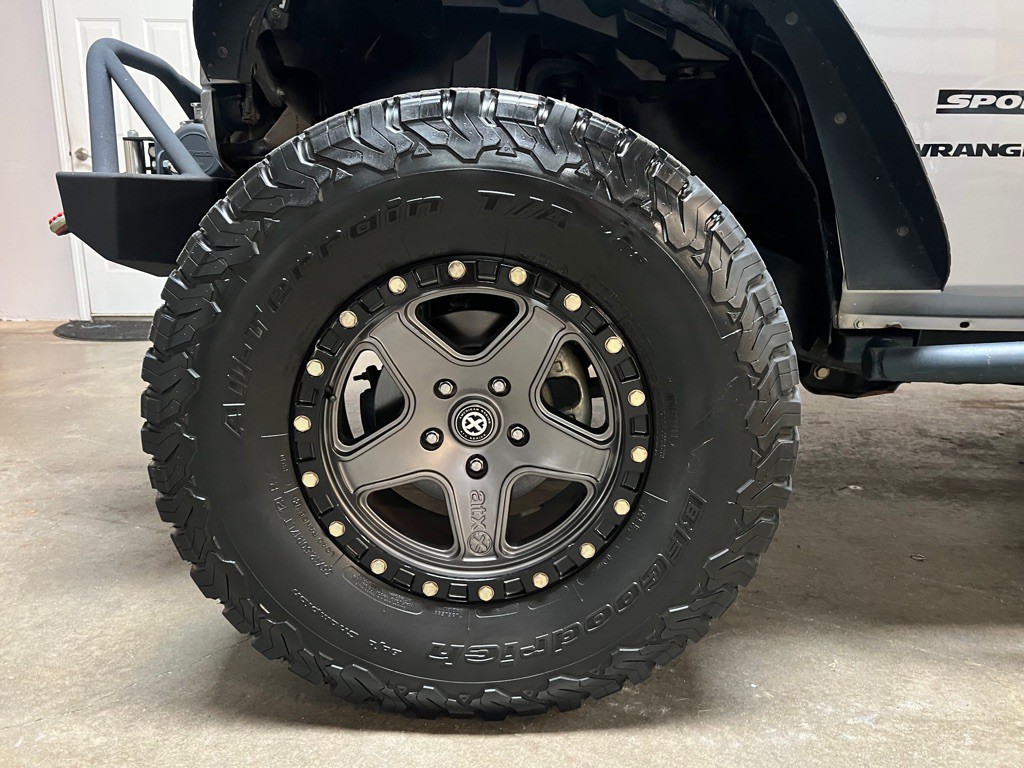 2014 Jeep Wrangler Image 16