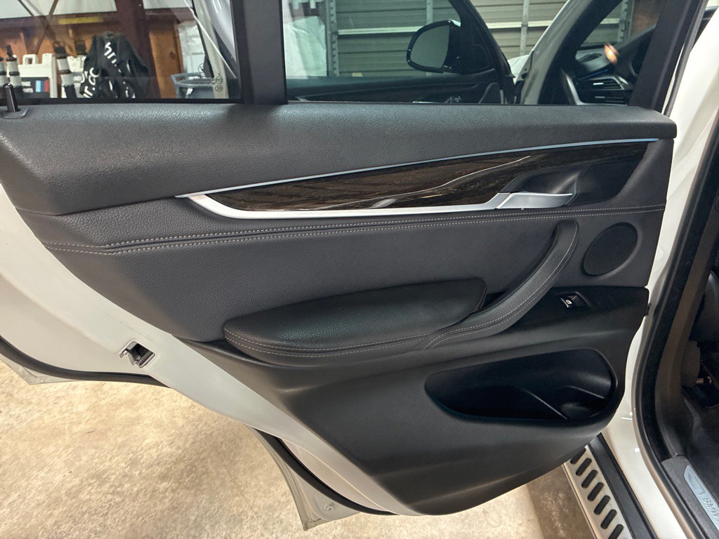 2017 BMW X5 Image 15