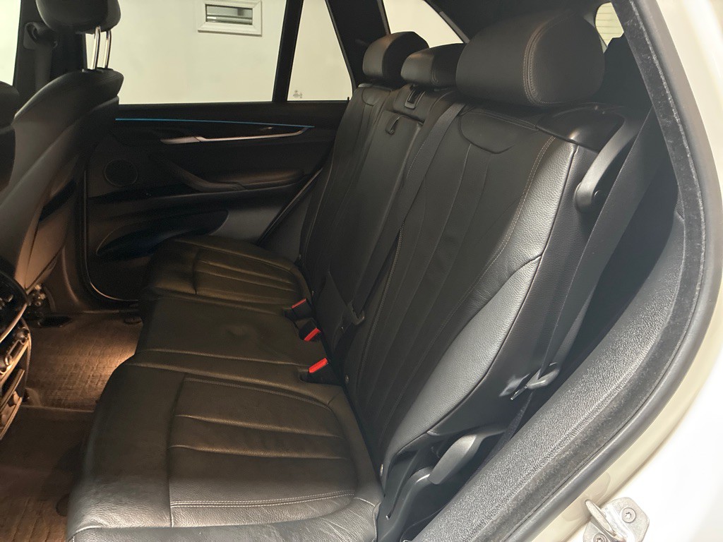 2017 BMW X5 Image 17