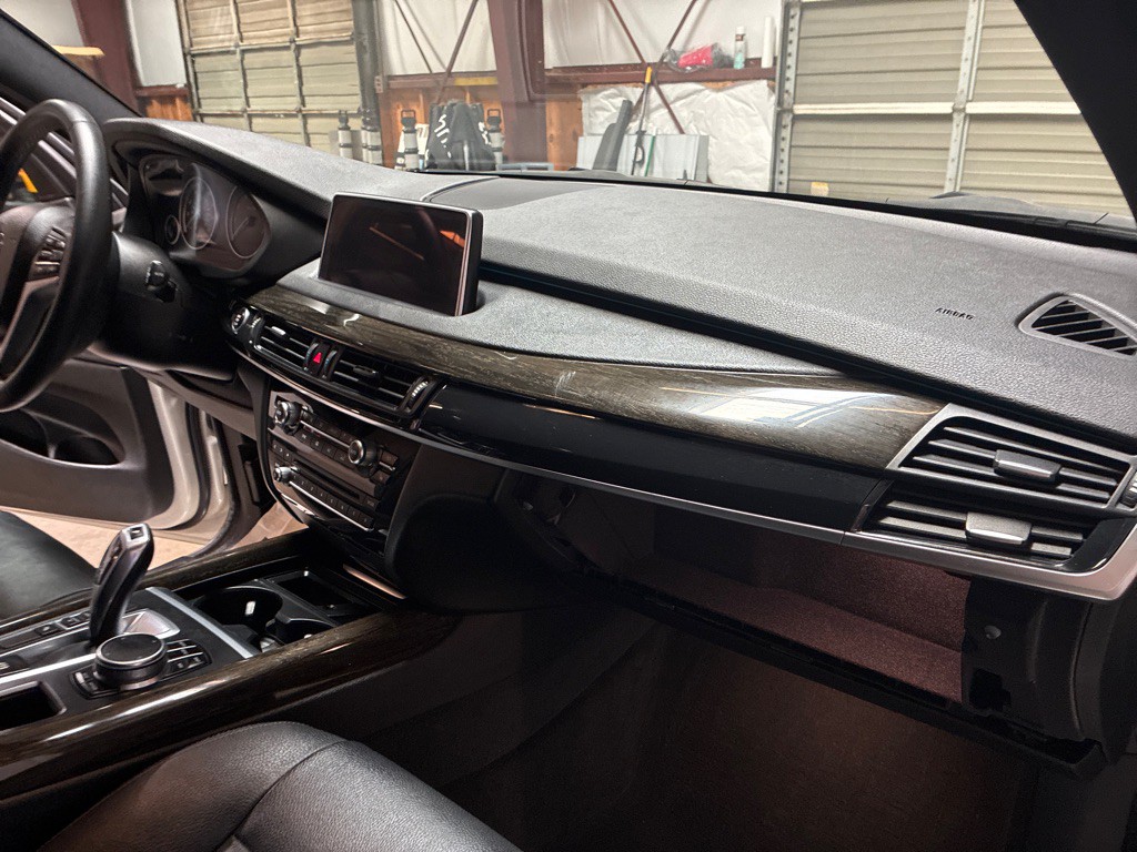 2017 BMW X5 Image 25