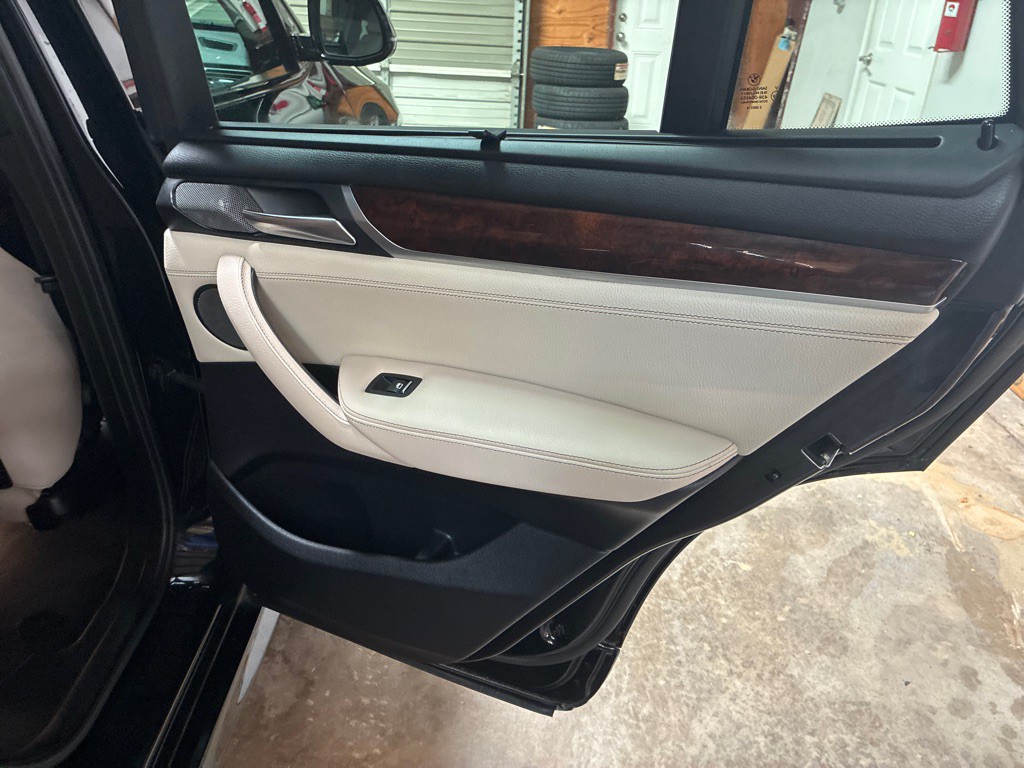 2016 BMW X3 Image 26