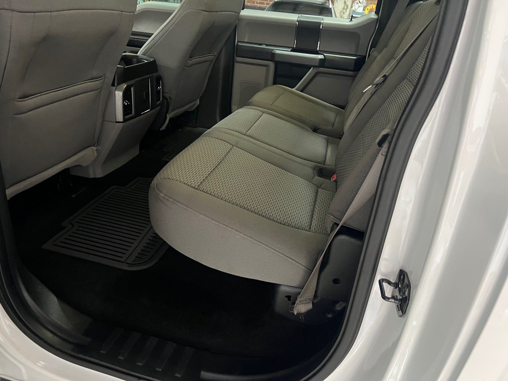 2015 Ford F-150 Image 21