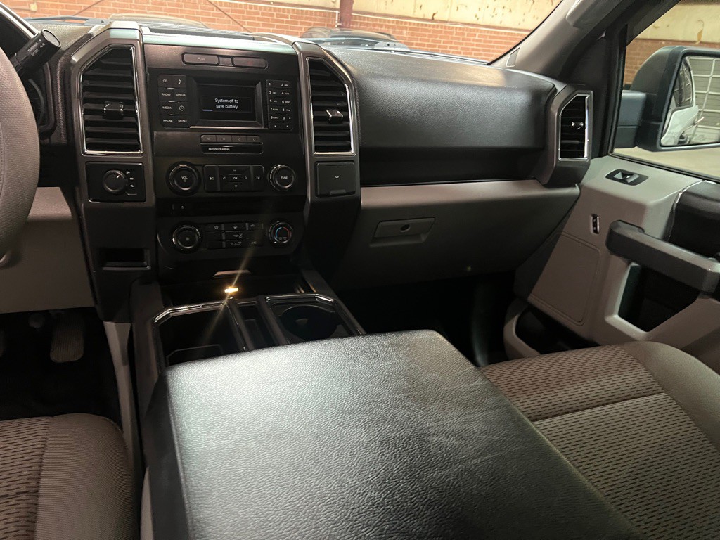 2015 Ford F-150 Image 25