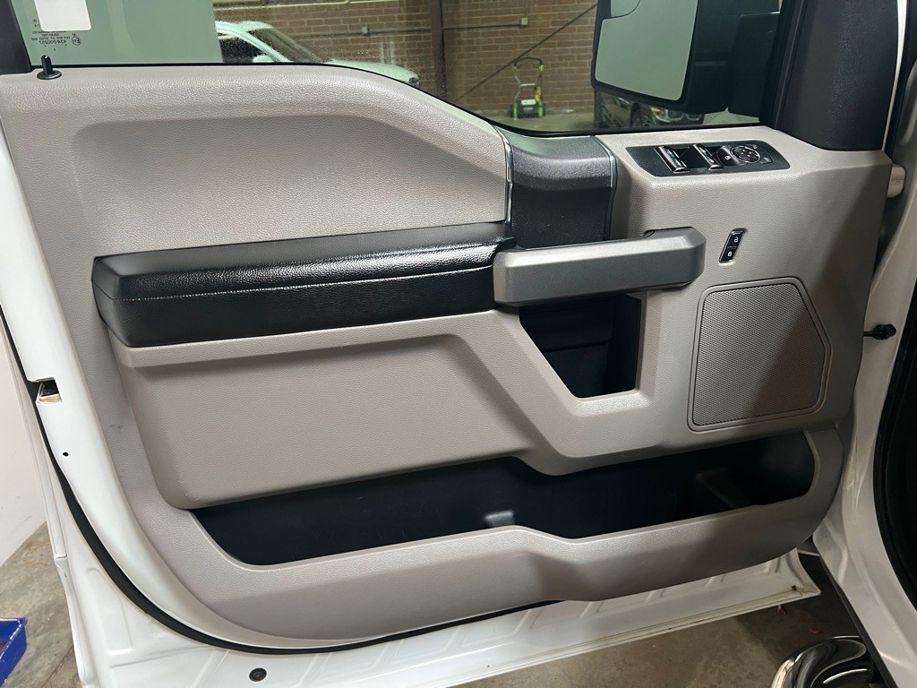 2015 Ford F-150 Image 27