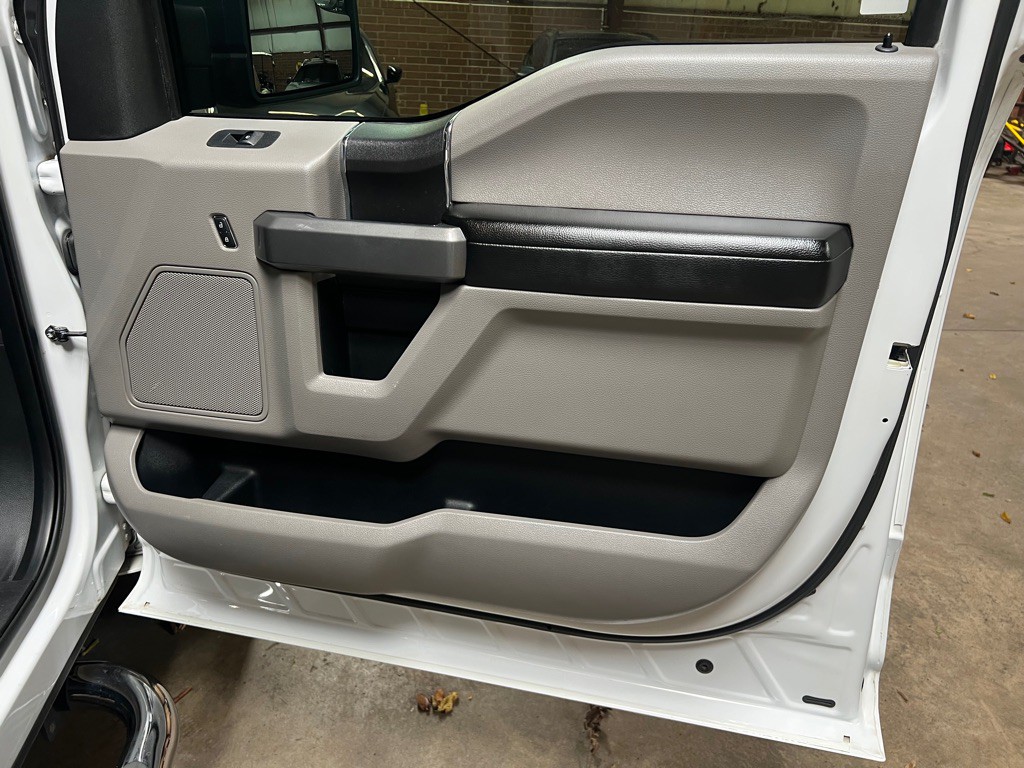 2015 Ford F-150 Image 29
