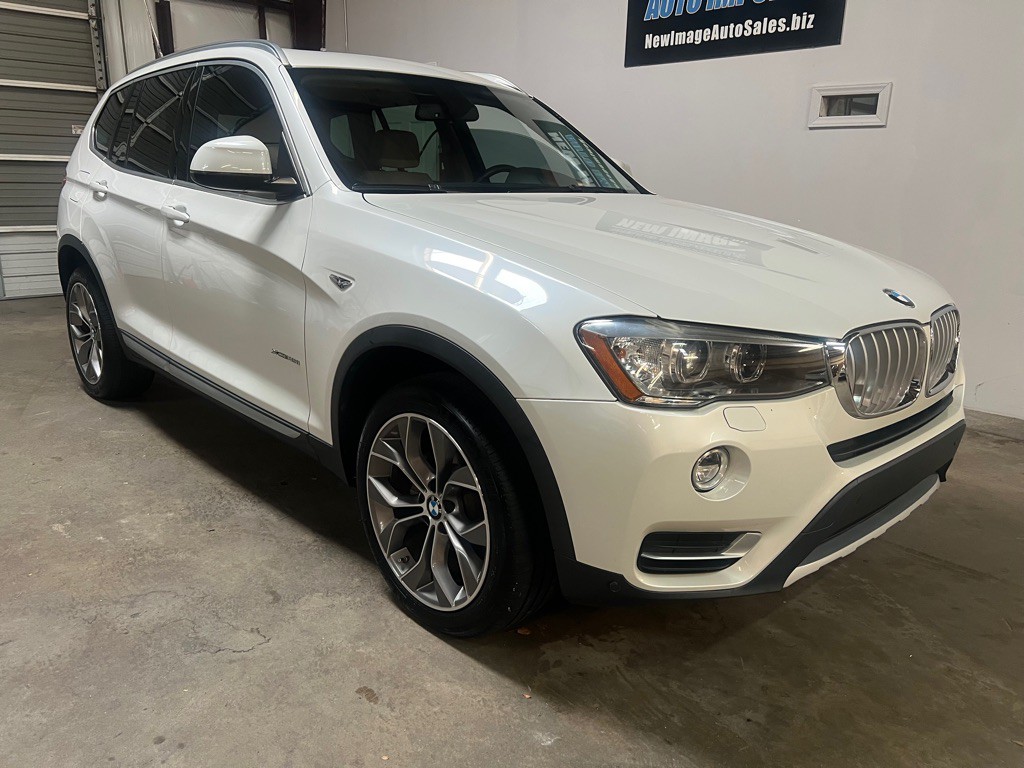 2017 BMW X3 Image 6