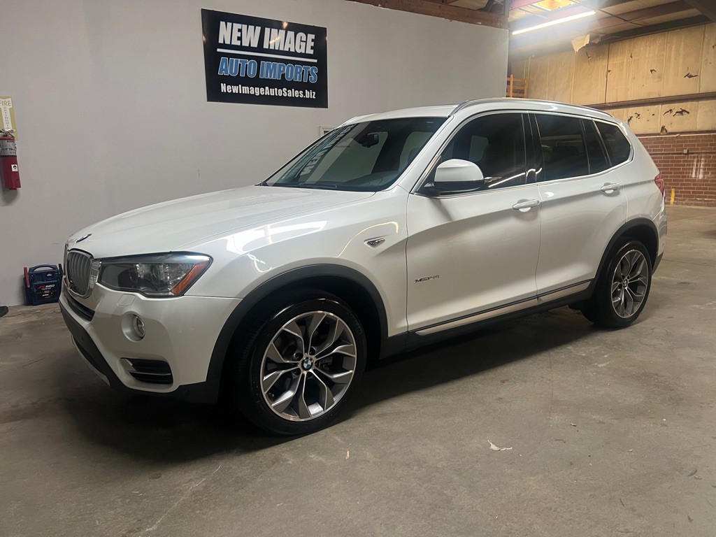 2017 BMW X3 Image 7