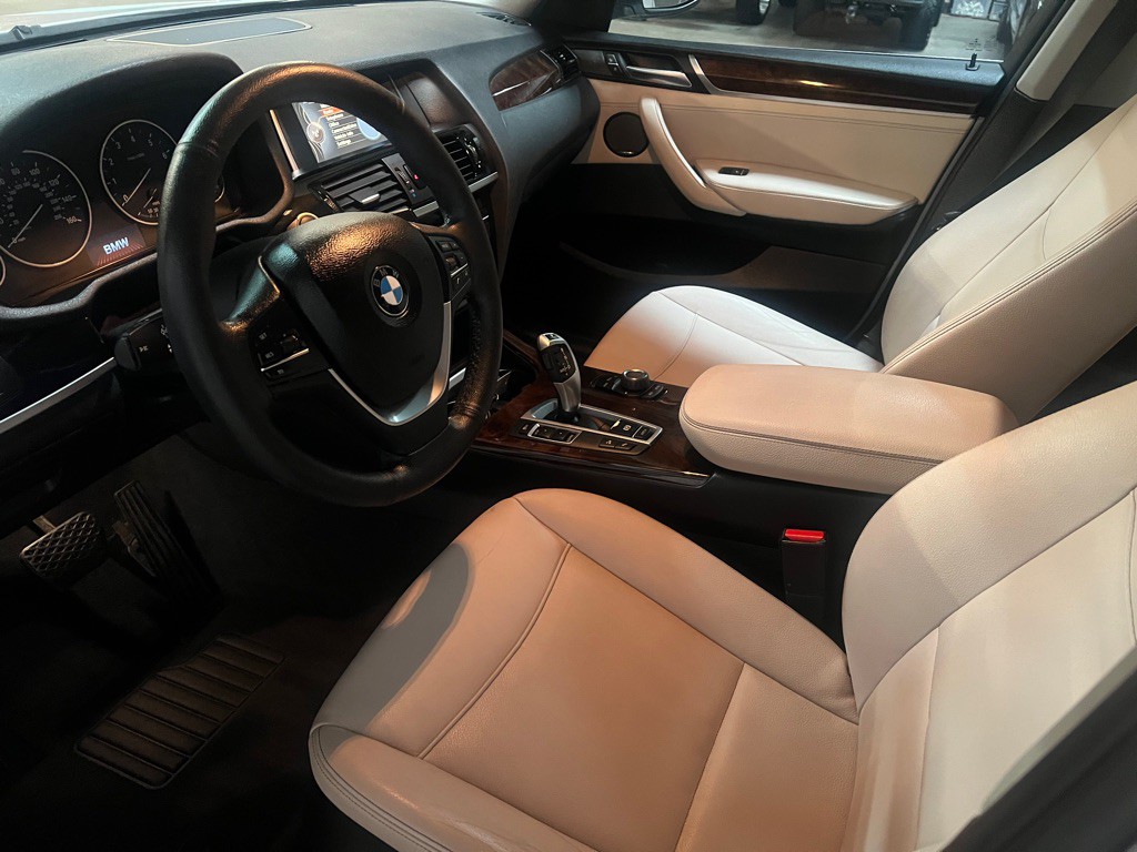 2017 BMW X3 Image 18