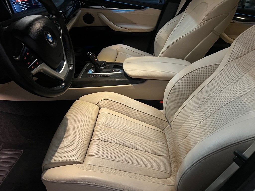 2017 BMW X5 Image 13