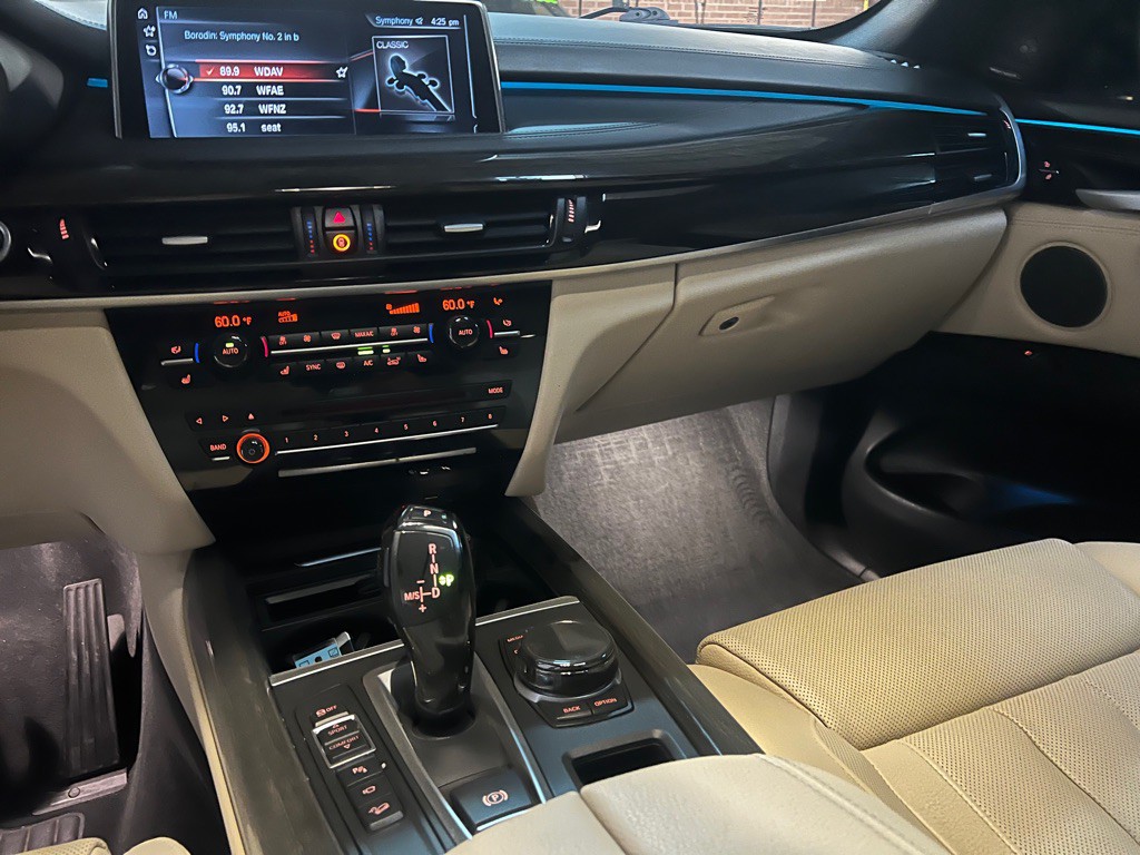 2017 BMW X5 Image 20