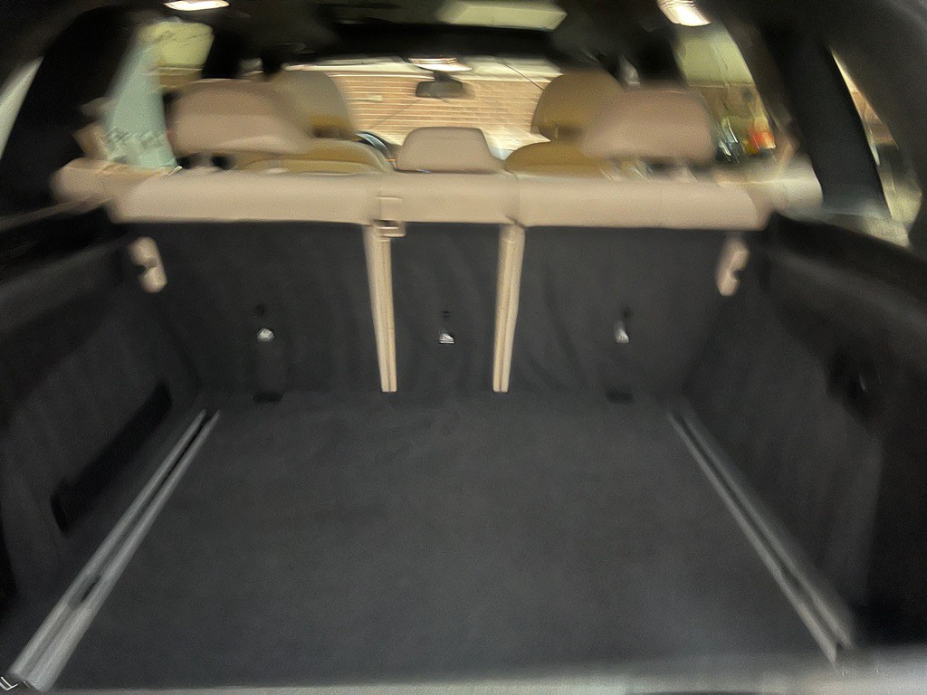 2017 BMW X5 Image 26