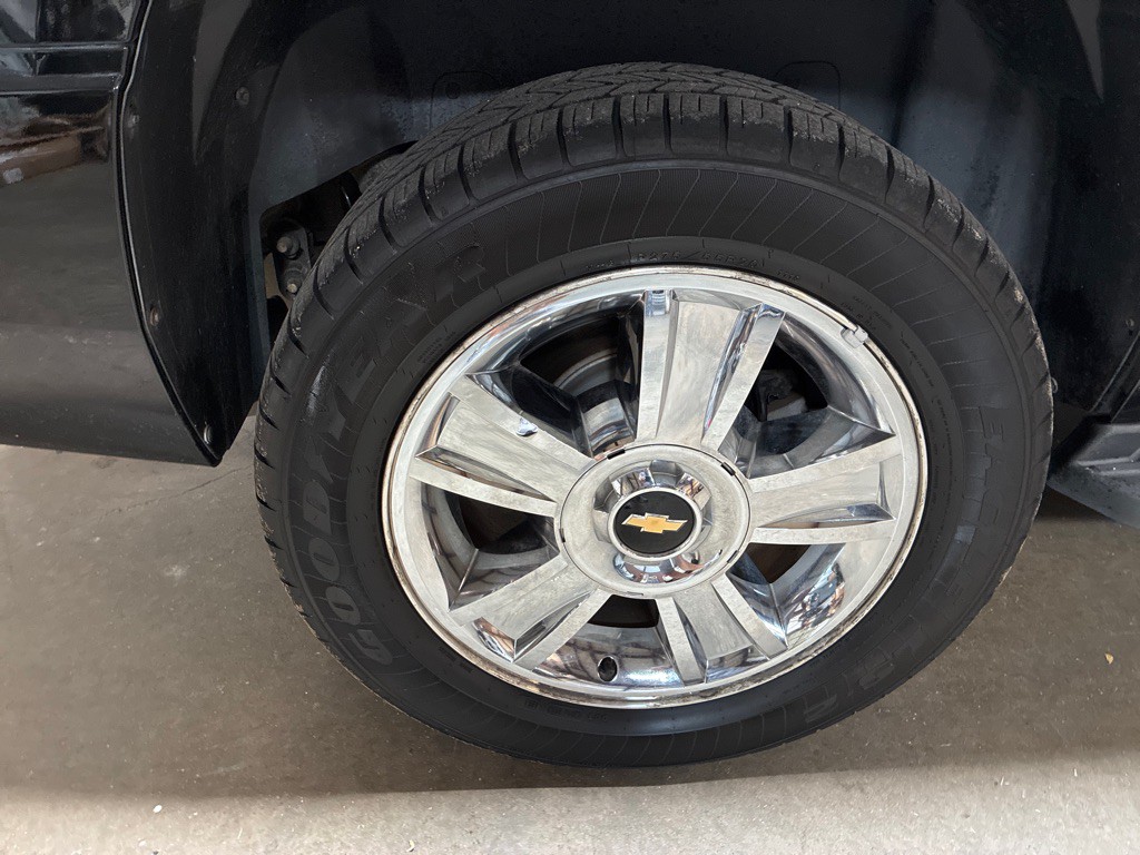 2010 Chevrolet Tahoe Image 13