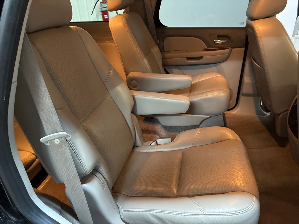 2010 Chevrolet Tahoe Image 19