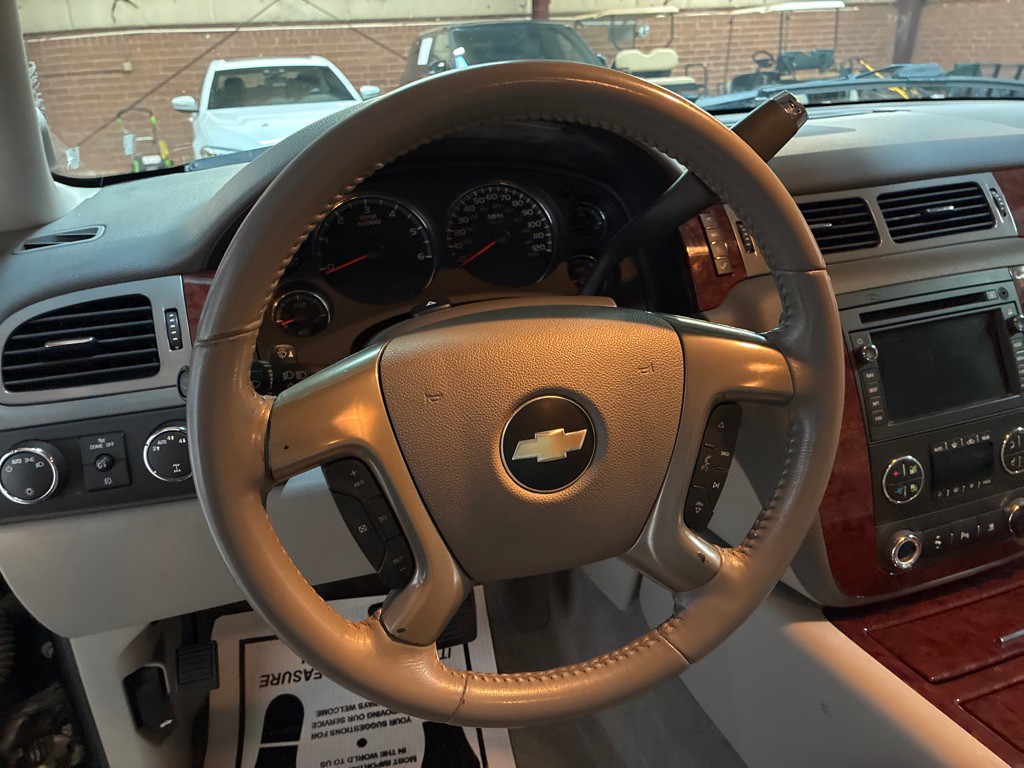 2010 Chevrolet Tahoe Image 20