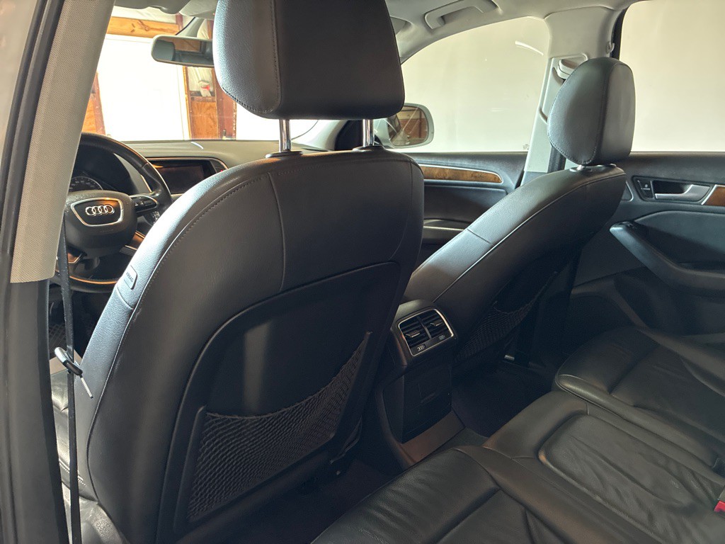 2015 Audi Q5 Image 17