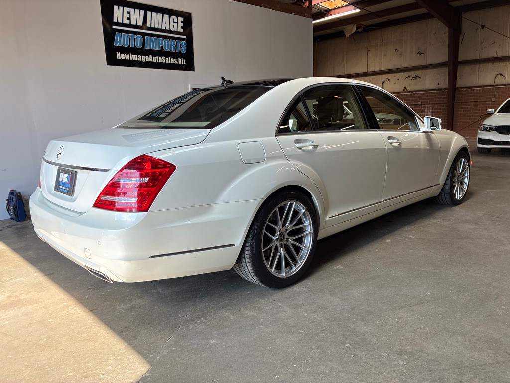 2011 Mercedes-Benz S-Class Image 4