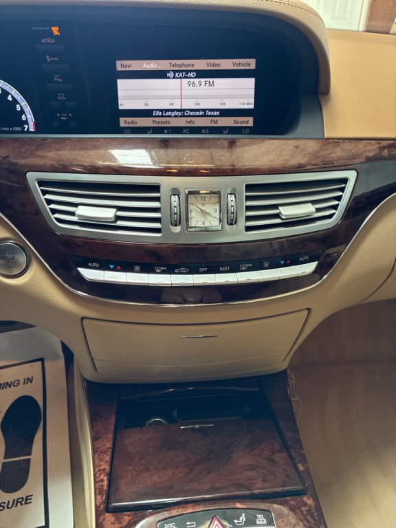 2011 Mercedes-Benz S-Class Image 15