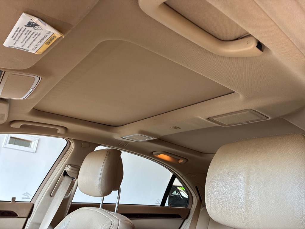 2011 Mercedes-Benz S-Class Image 17