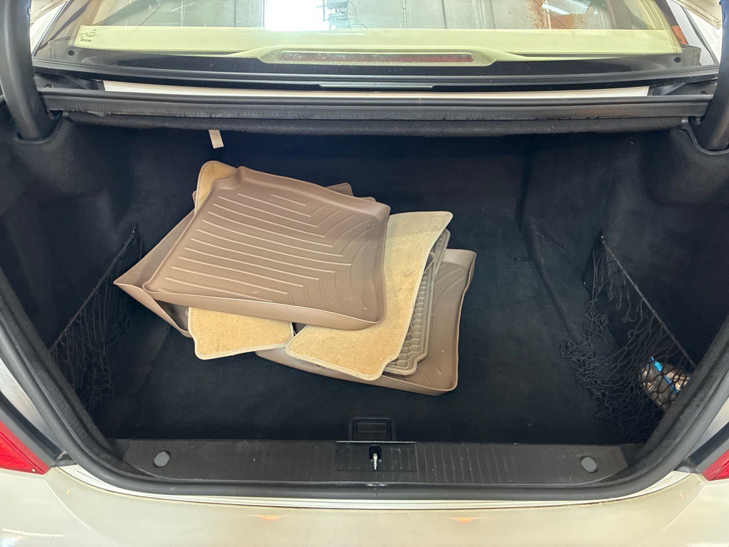 2011 Mercedes-Benz S-Class Image 21