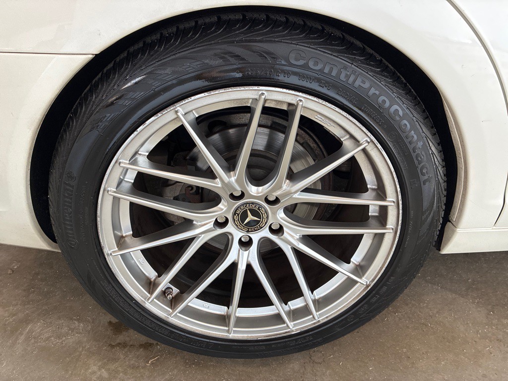 2011 Mercedes-Benz S-Class Image 30