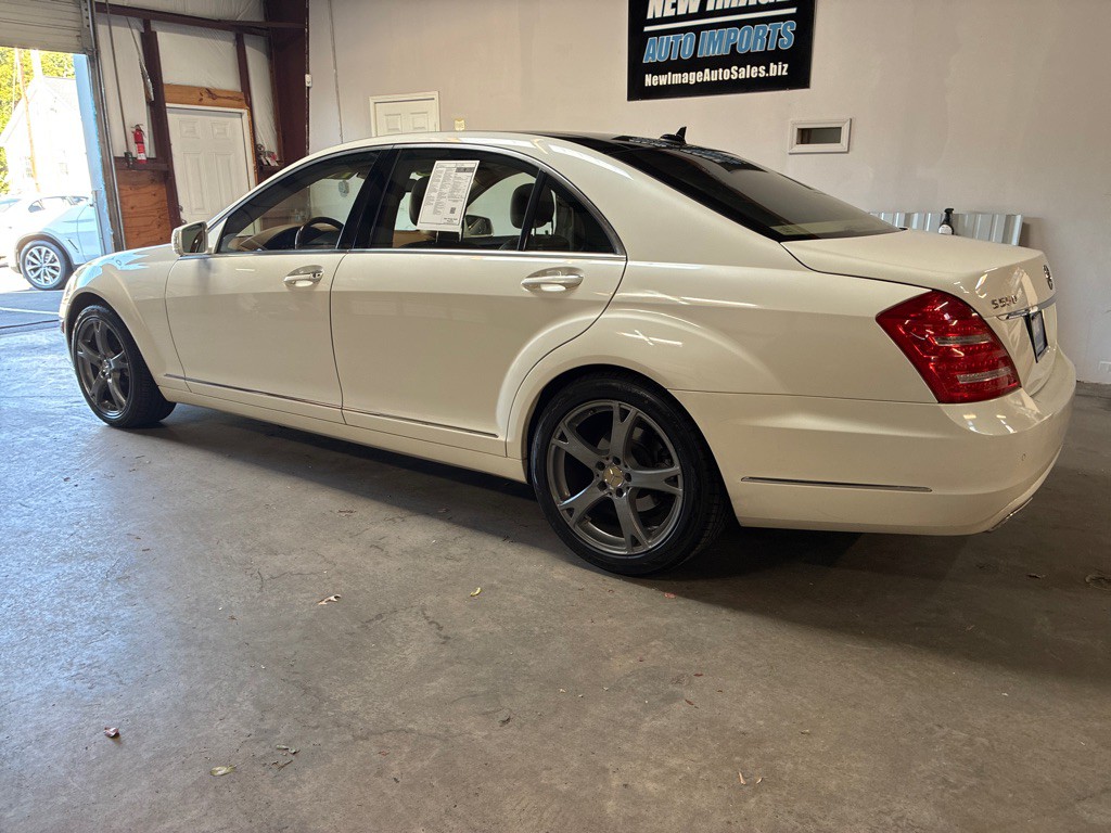 2011 Mercedes-Benz S-Class Image 8