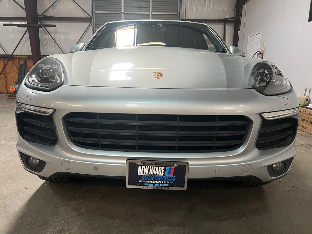 2017 Porsche Cayenne Image 11