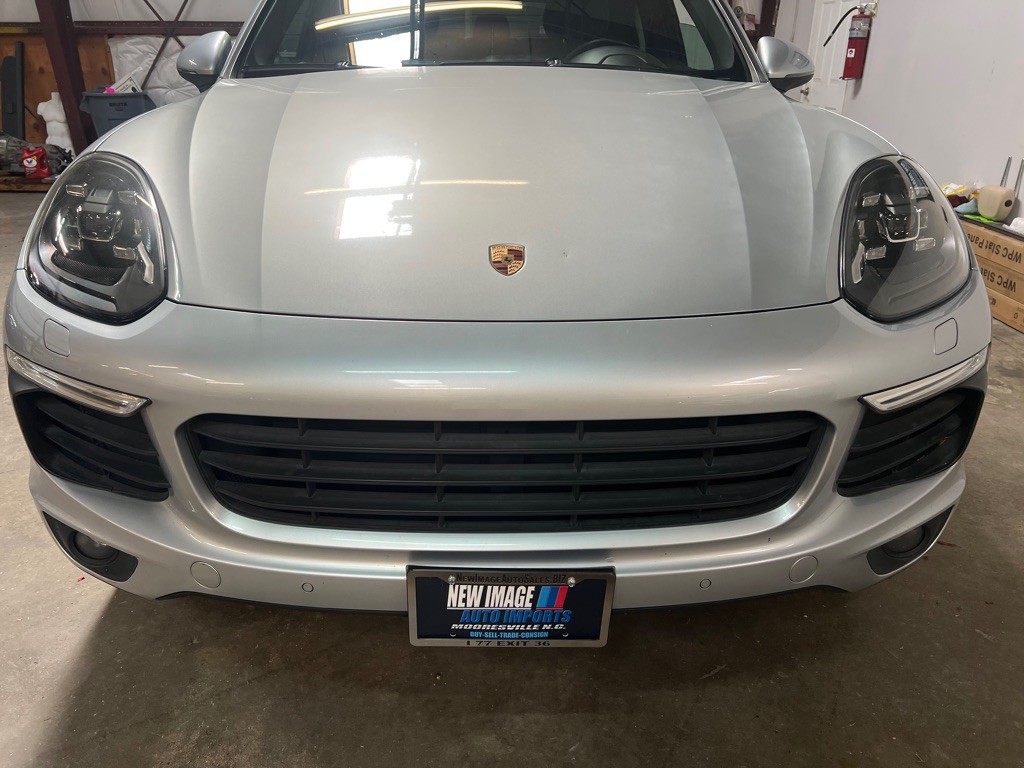 2017 Porsche Cayenne Image 12