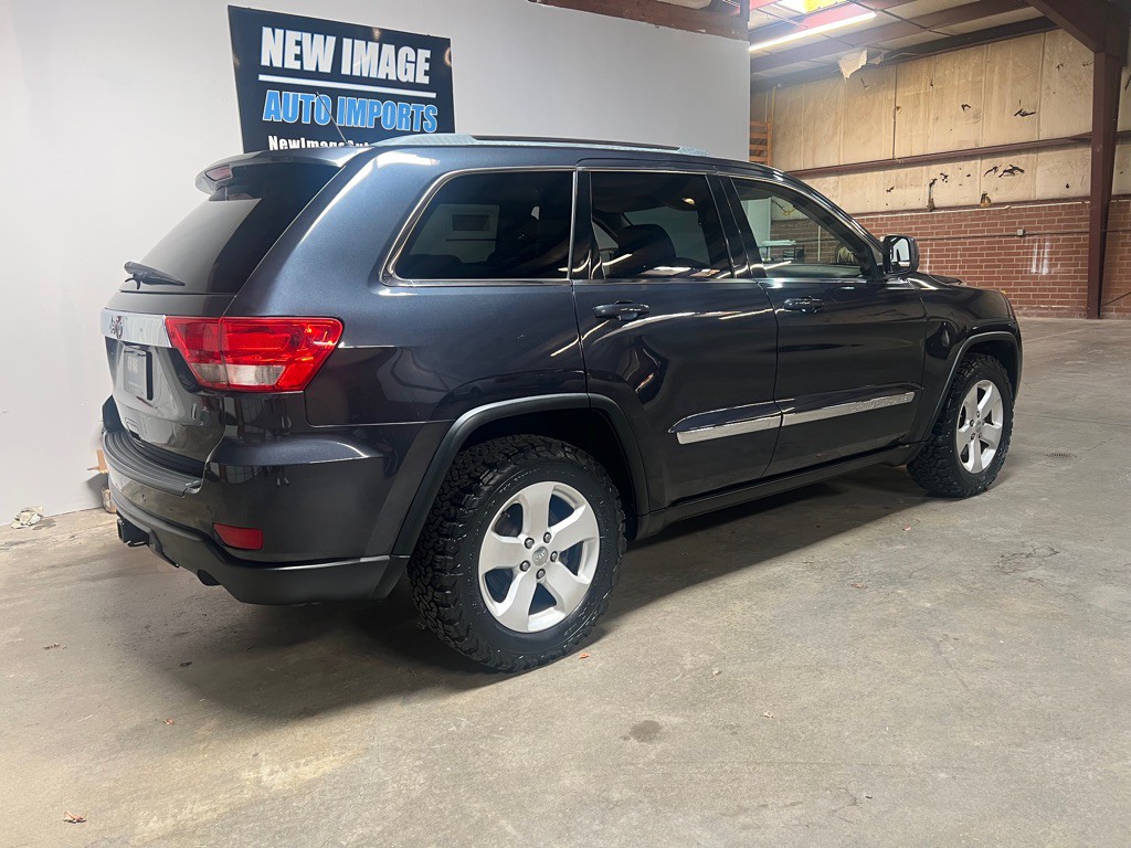 2012 Jeep Grand Cherokee Image 32