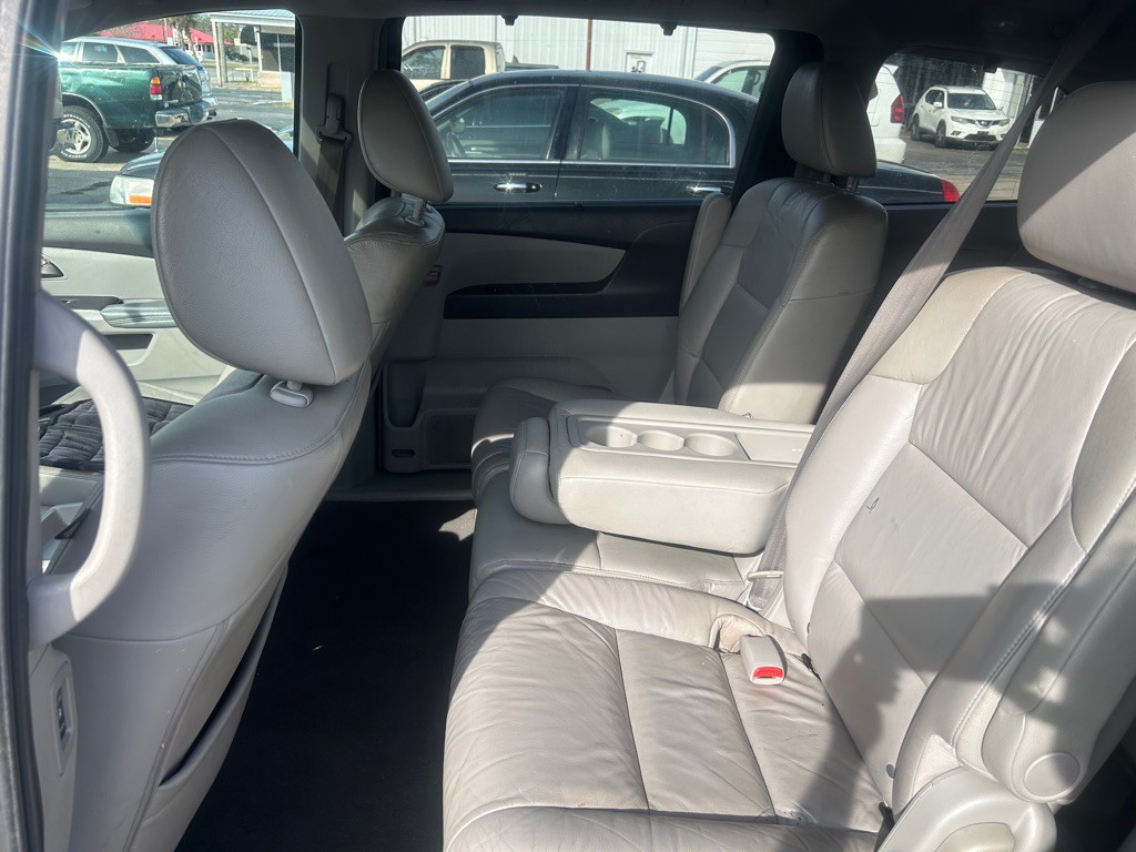 2011 Honda Odyssey Image 6